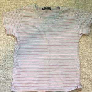Brandy melville short sleeve tee